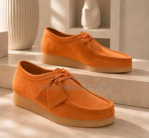Clarks Originals Wallabee Shoes - Black & Orange