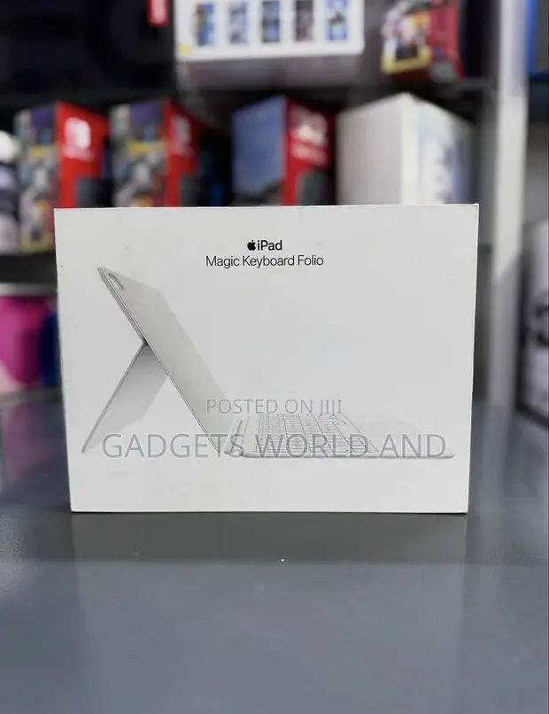Apple Magic Keyboard for iPad Pro 11-inch - 1