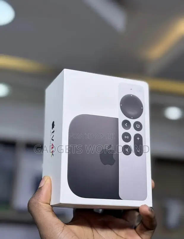 Apple TV 4K Wi-Fi + Ethernet (3rd Gen) - 1