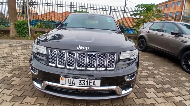 Jeep Cherokee 2018 Black - 1