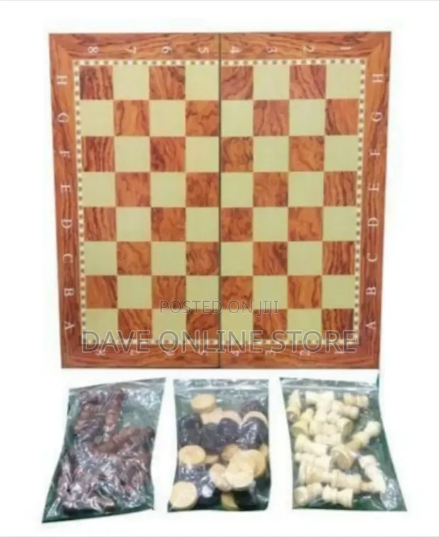 Foldable 3-in-1 Wooden Board Game Set: Chess, Checkers, Backgammon - 1