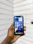 Apple iPhone XR 64GB Red - 3