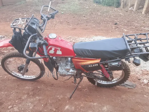 Honda XL 125 2012 Black - 1