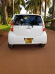 Toyota Passo 1.0 AWD 2008 White - 4