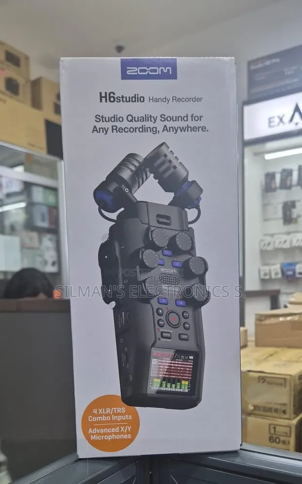 Zoom H6 Studio Handy Recorder - 1