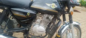 Simba UG Boss + Sport 125cc Motorcycle (2024) - Black