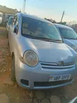 Toyota Sienta 2012 Silver - 4