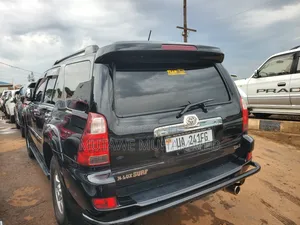 Toyota Hilux Surf 2009 Black