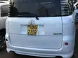 Toyota Sienta 2006 White - 2