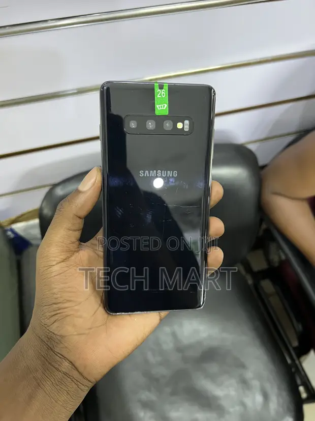 Samsung Galaxy S10 128GB Black - 1