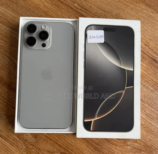 New Apple iPhone 16 Pro Max 512GB Silver - 1