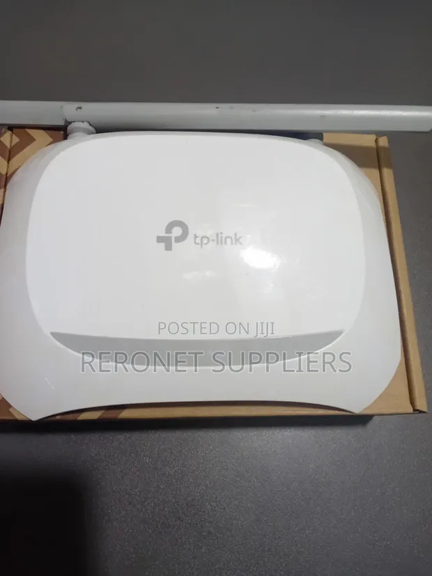 TP-Link TL-WR840N Router - 1