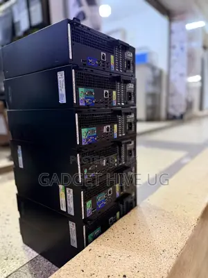 Dell OptiPlex 3020 Desktop Computer - 4GB RAM, 500GB HDD