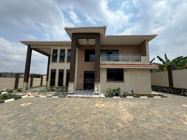 5 Bedroom Mansion for Sale in Nakawa - 1