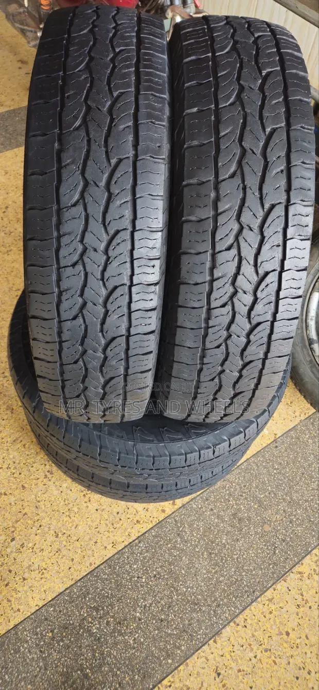 Used 235/85R16 All-Terrain Dunlop Tyres - 1
