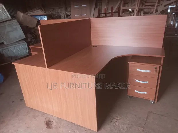 4 Seater Workstation - 1