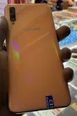 New Samsung Galaxy A50 64GB Orange - 3