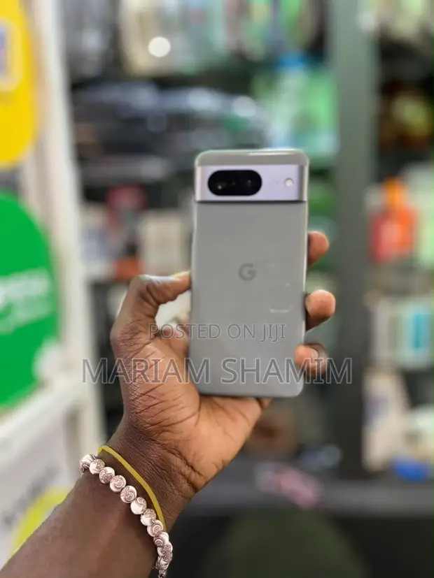 Google Pixel 8 128GB Graphite - 1