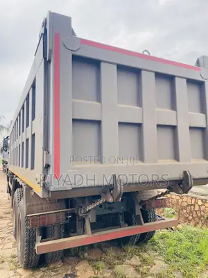 HOWO Sinotruk Dump Truck 2026 Grey