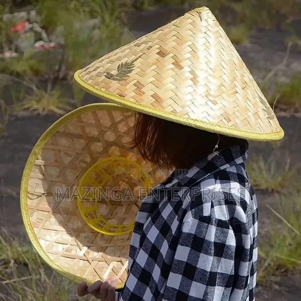 Traditional Chinese Hand Woven Bamboo Conical Hat - 1