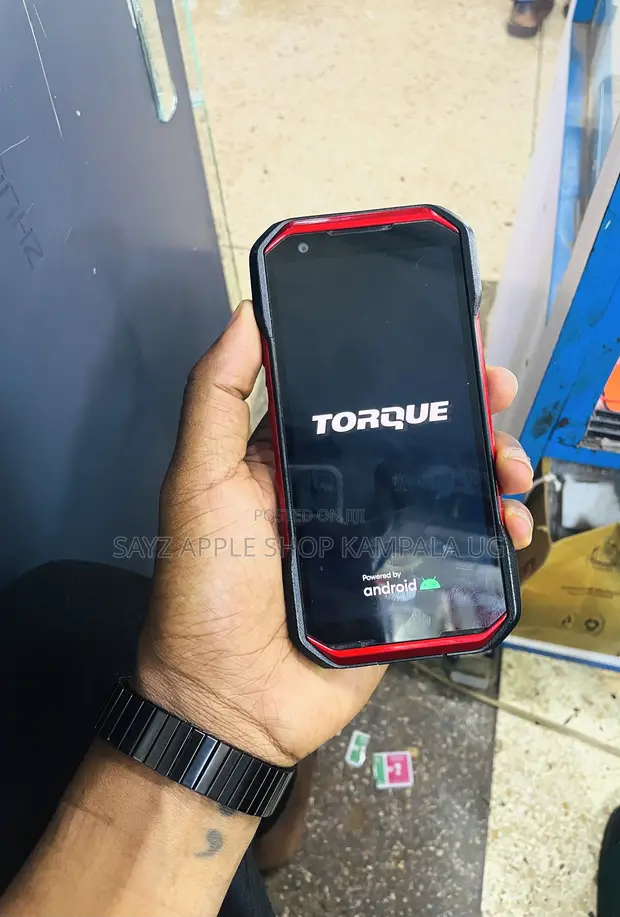 Kyocera Torque G04 KYV 46 64GB Red - 1