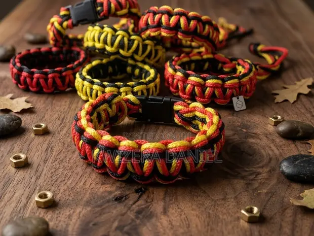 Prime Paracord Bracelets - Strong & Stylish - 1