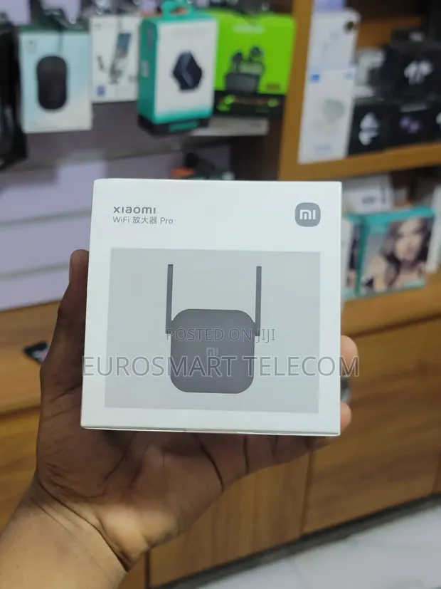 Xiaomi Mi Wi-Fi Range Extender Pro (N300) - 1