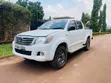 Toyota Hilux 2014 White - 4