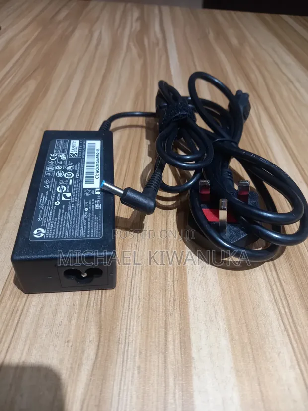 HP Blue Pin Laptop Charger - 1