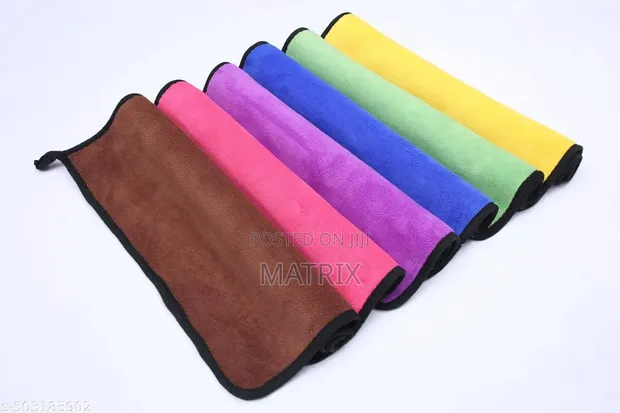 HOMEXCEL Premium Microfiber Cleaning Cloths (12-Pack) - 1