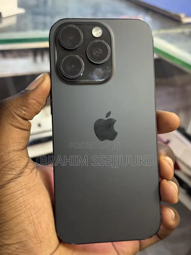 Apple iPhone 16 Pro 512GB Black - 1