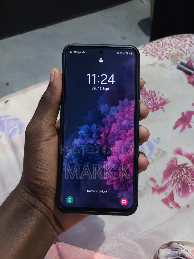 Samsung Galaxy S20+ 5G 128GB Black - 1