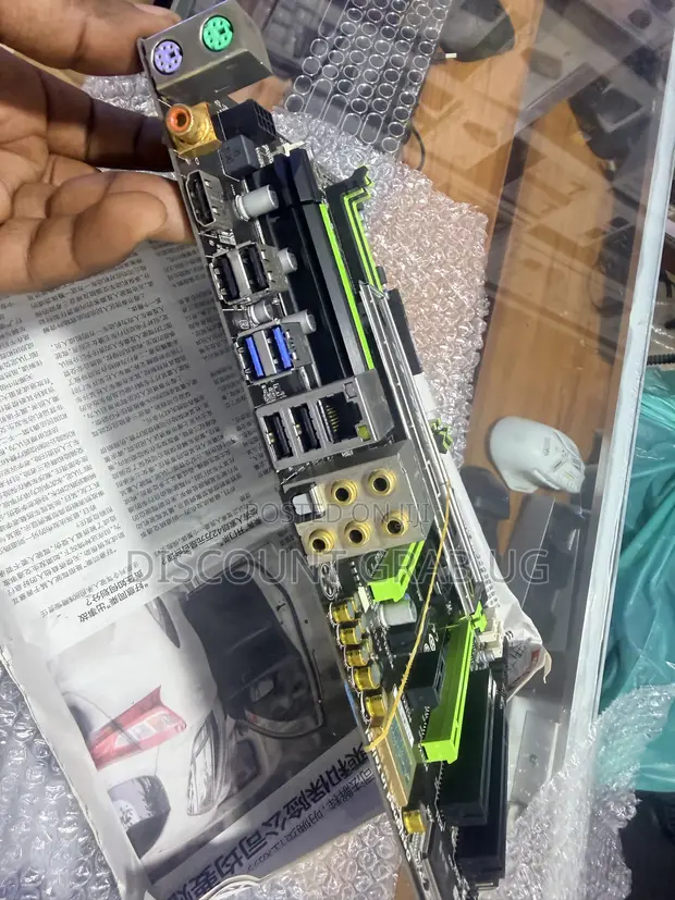 Gigabyte Gaming Motherboard - 4th Gen Intel - 1