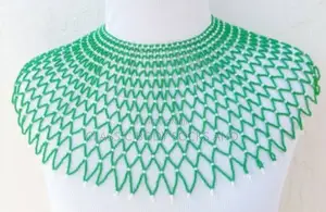 Green Craft Small Bead Netted Necklace