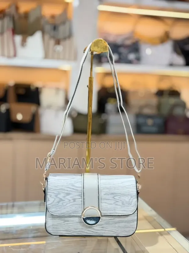 Stylish Chanel Crossbody Bag - 1