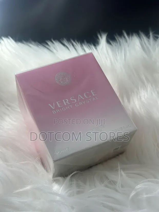 Versace Bright Crystal Eau de Toilette 90ml - 1