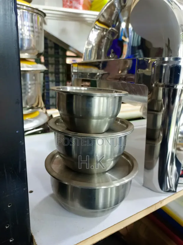 Stainless Steel Bowls with Lids (Small) - 1