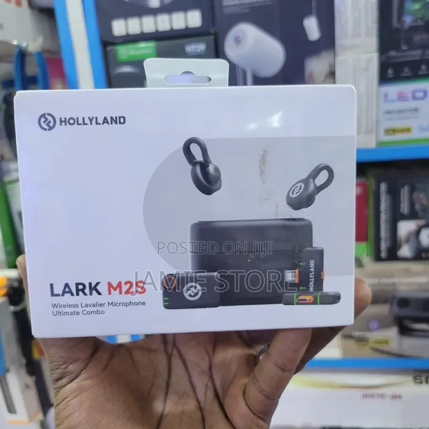 Hollyland Lark M2S Wireless Lavalier Microphone Ultimate Combo - 1
