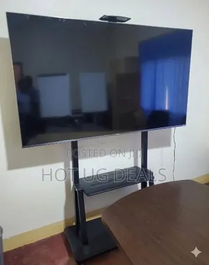 Heavy-Duty Height-Adjustable TV Trolley Stand (32"-100")