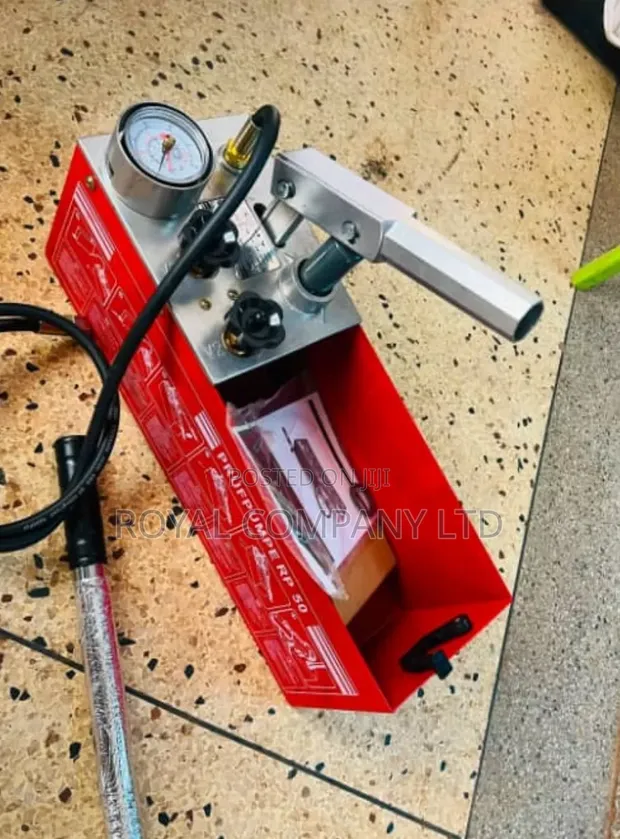 Manual Hydraulic Pressure Test Pump (RP 50) - 1