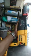 Dewalt 800W Rotary Hammer Drill with 2 Chucks - 1