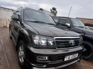 Toyota Land Cruiser Cygnus 4.7 2005 Maroon
