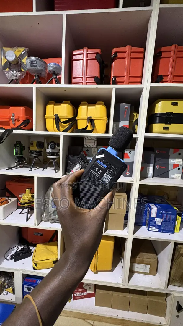 FNIRSI FDM-02 Sound Level Meter - 1