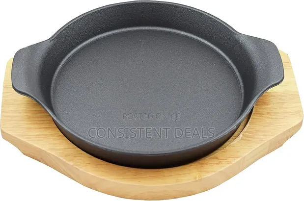 Round Cast Iron Set with Rubberwood Underliner - 1