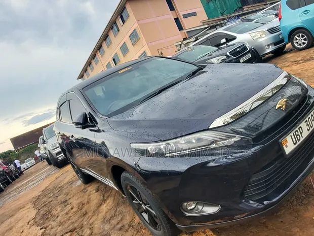 Toyota Harrier 2015 Black - 1