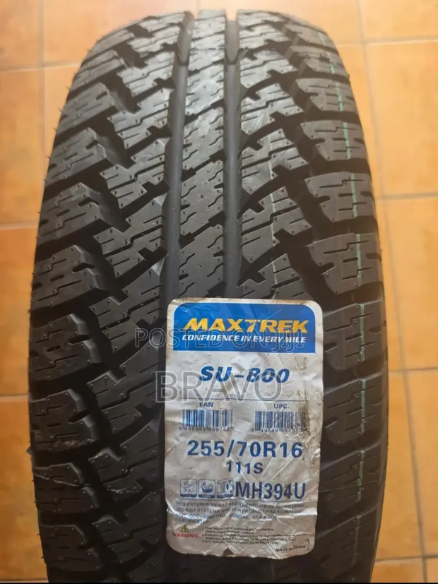 255/70R16 Maxtrek Tires - 1