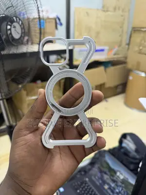 Skeleton Metallic Cover for iPhone 13/14