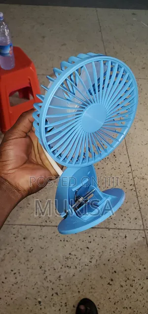 DSP Clip Table Fan with Atmosphere Light
