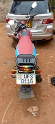 TVS HLX 125 2022 Red - 4