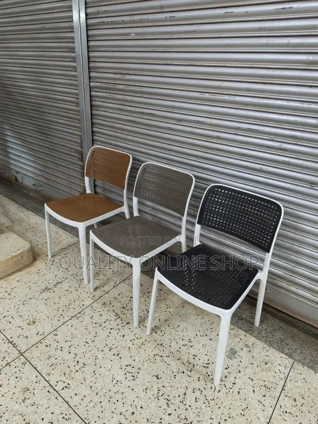 Quality Online Plastic Dining Chairs (Set of 4) - 1